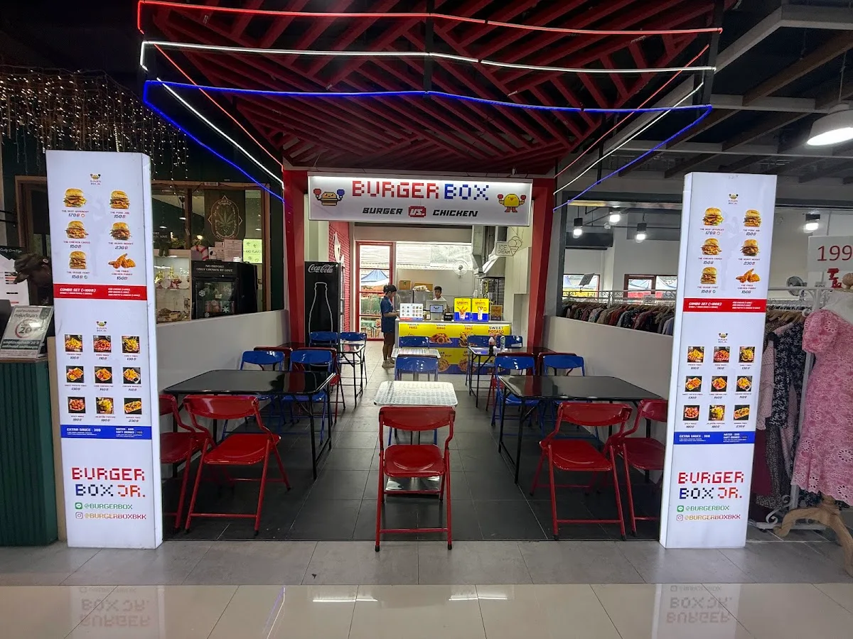 Burger Box Mixt Chatuchak