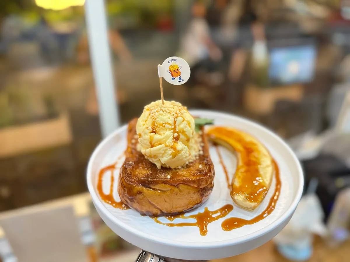ชูว์ ชูว์ Choux Choux Coffee&Toast