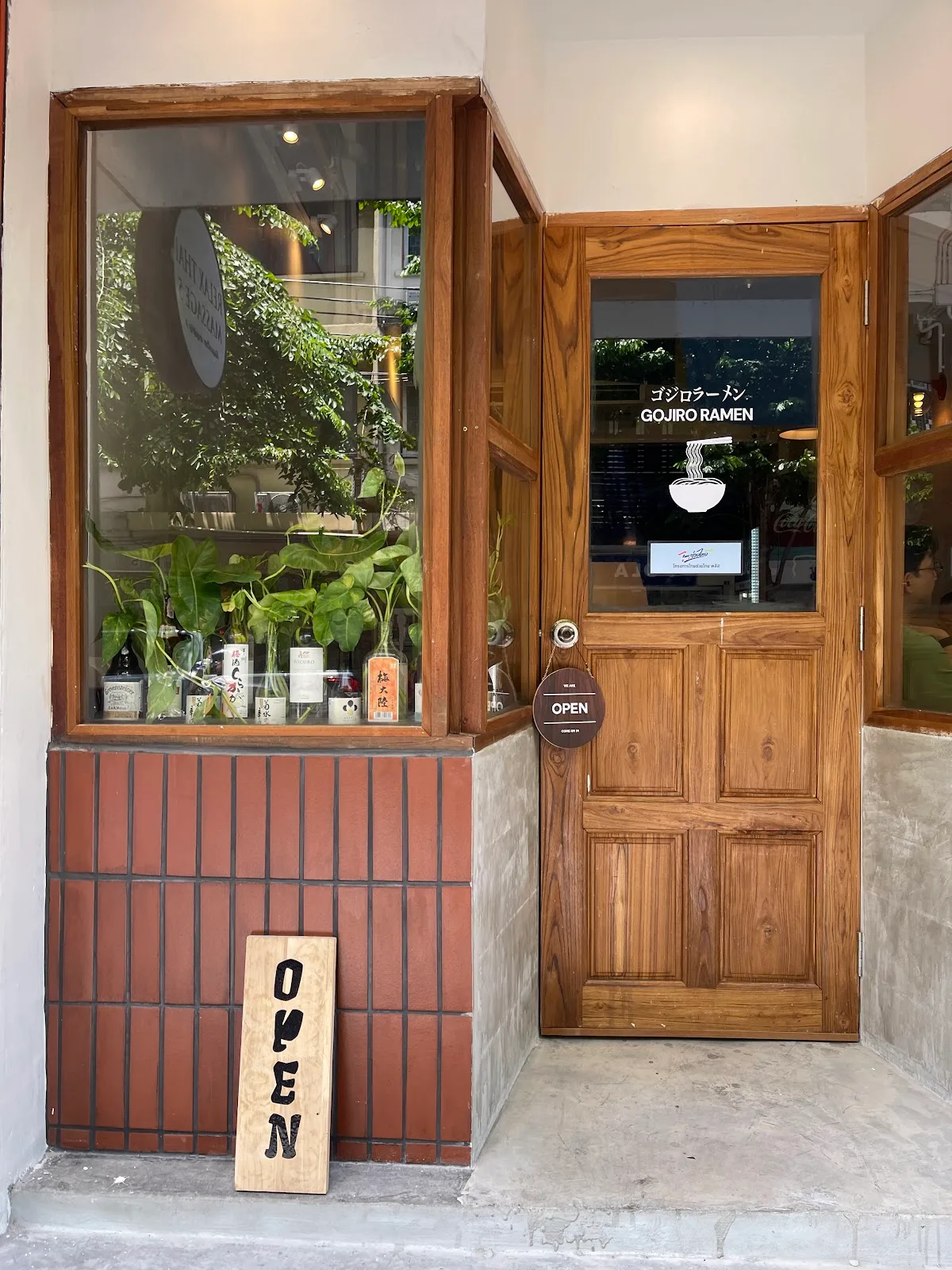 Gojiro Ramen Saphan Khwai