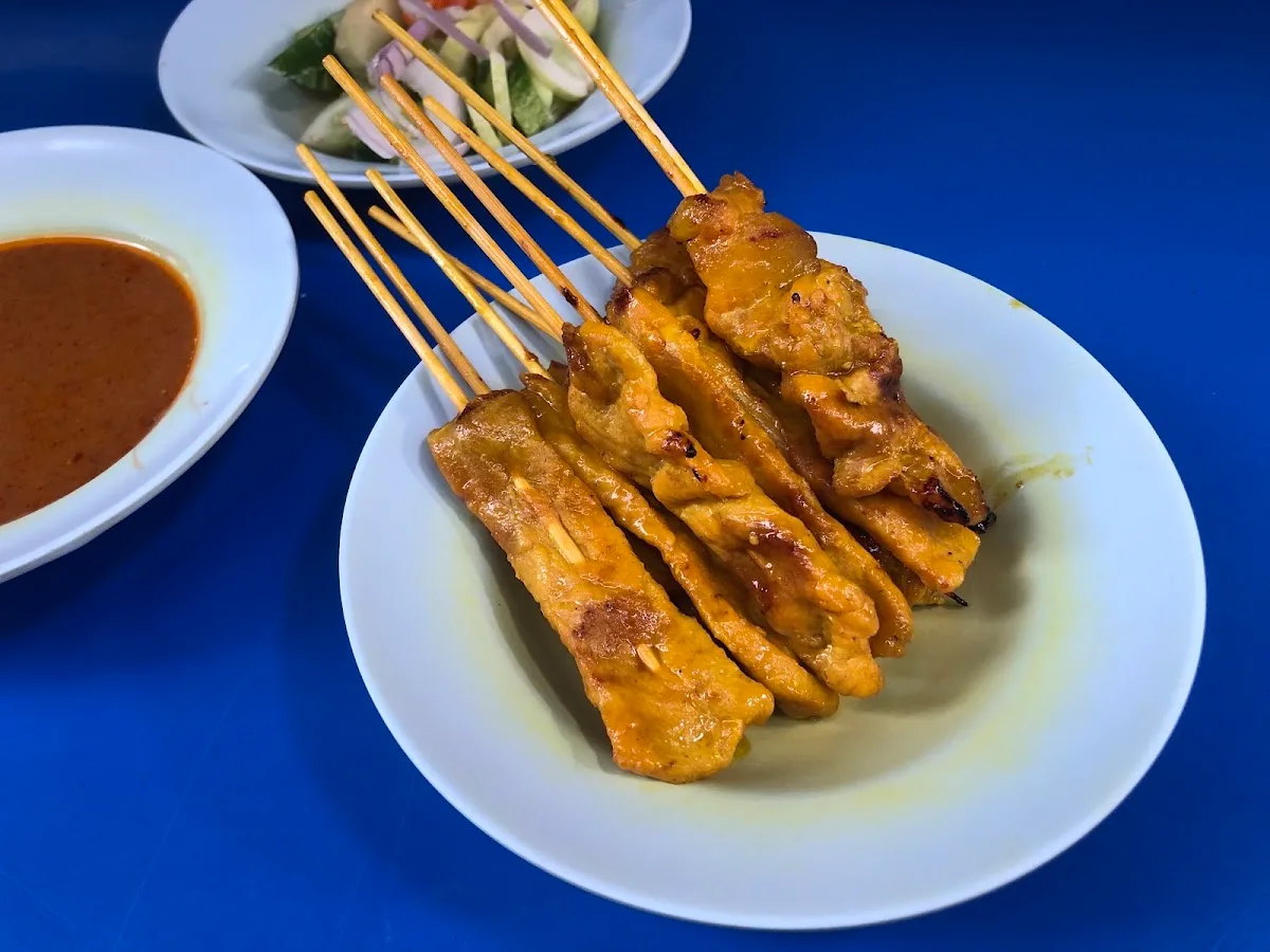 หมูสะเต๊ะ ร้านป้าแขก สะพานควาย
