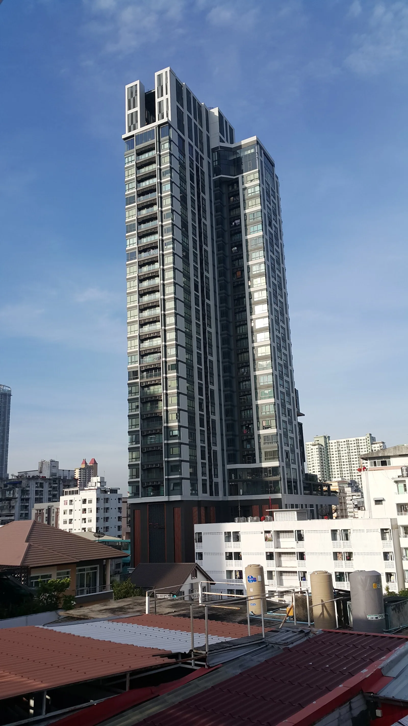 ภาพจริงของ ออนิกซ์ พหลโยธิน ย่านจตุจักร จาก Google Maps (รูปที่ 6)